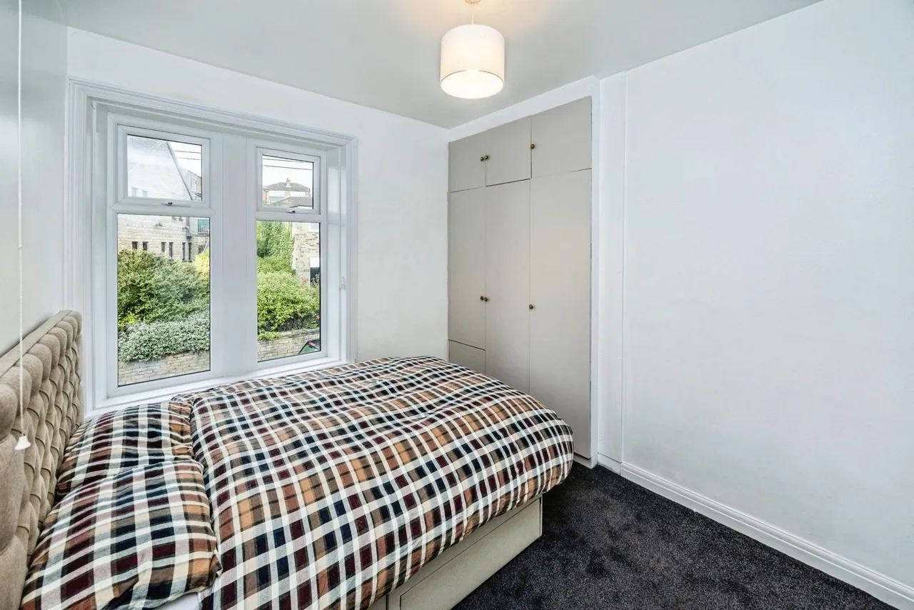 Deyne Road, Huddersfield, HD4, photo 15