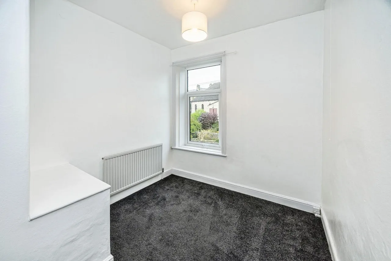 Deyne Road, Huddersfield, HD4, photo 10