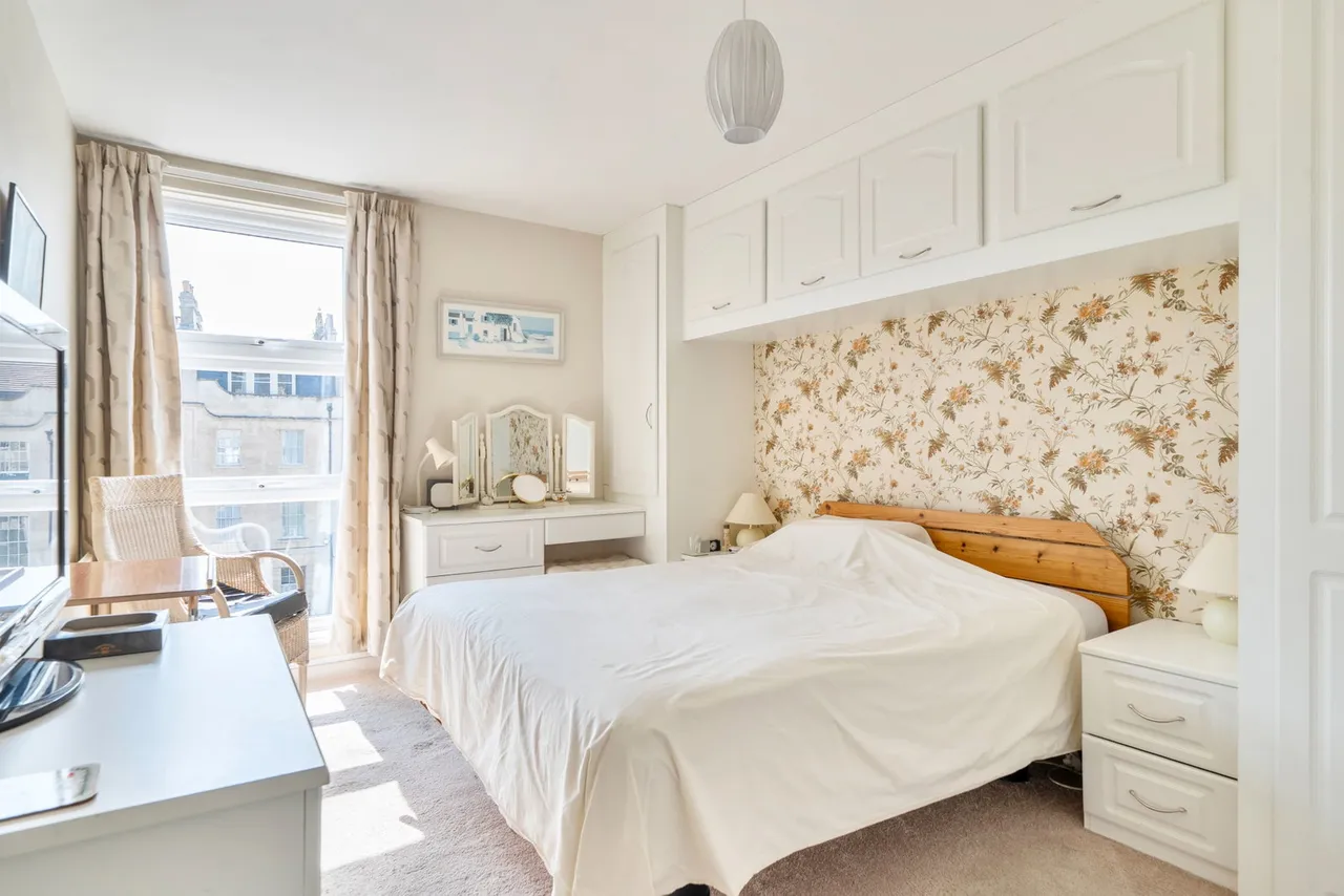 Berkeley Court, Bathwick Hill, Bath, photo 7