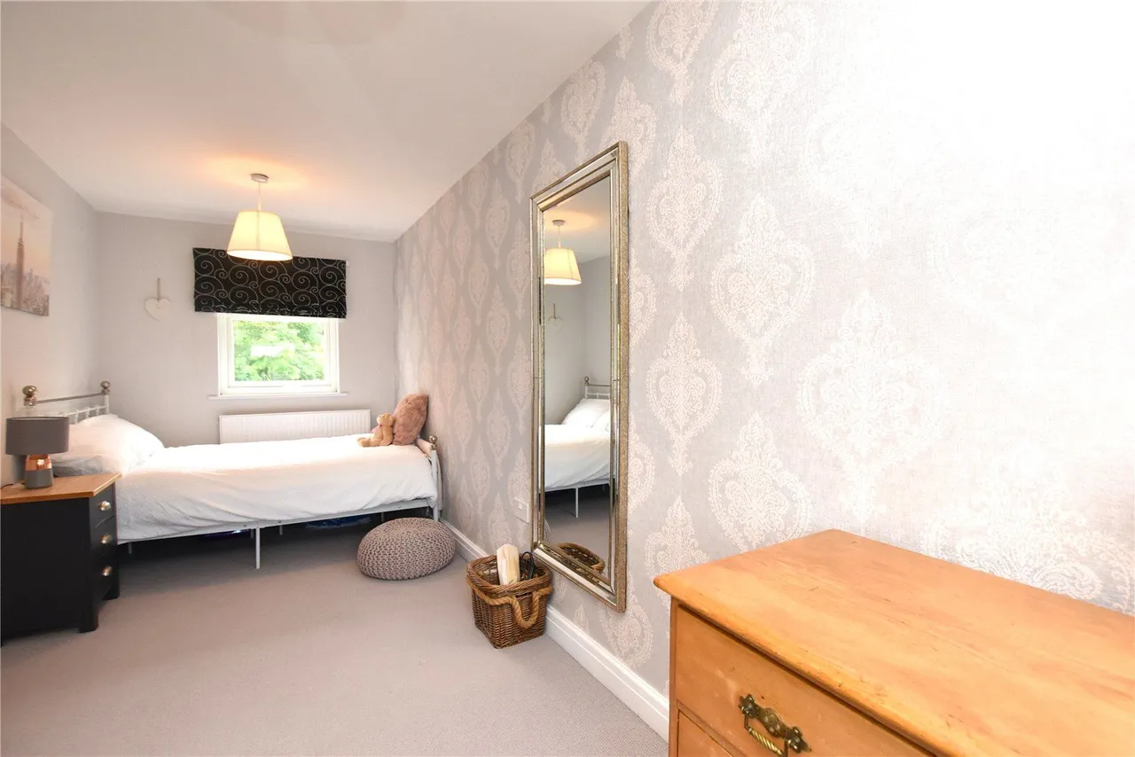 Bingley Road, Menston, LS29, photo 19