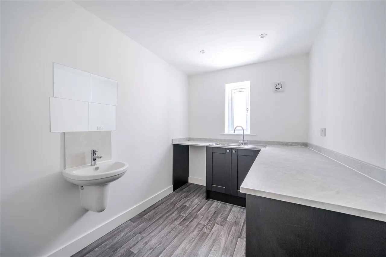 Highmoor Lane, Cleckheaton, West Yorkshire, BD19, photo 10