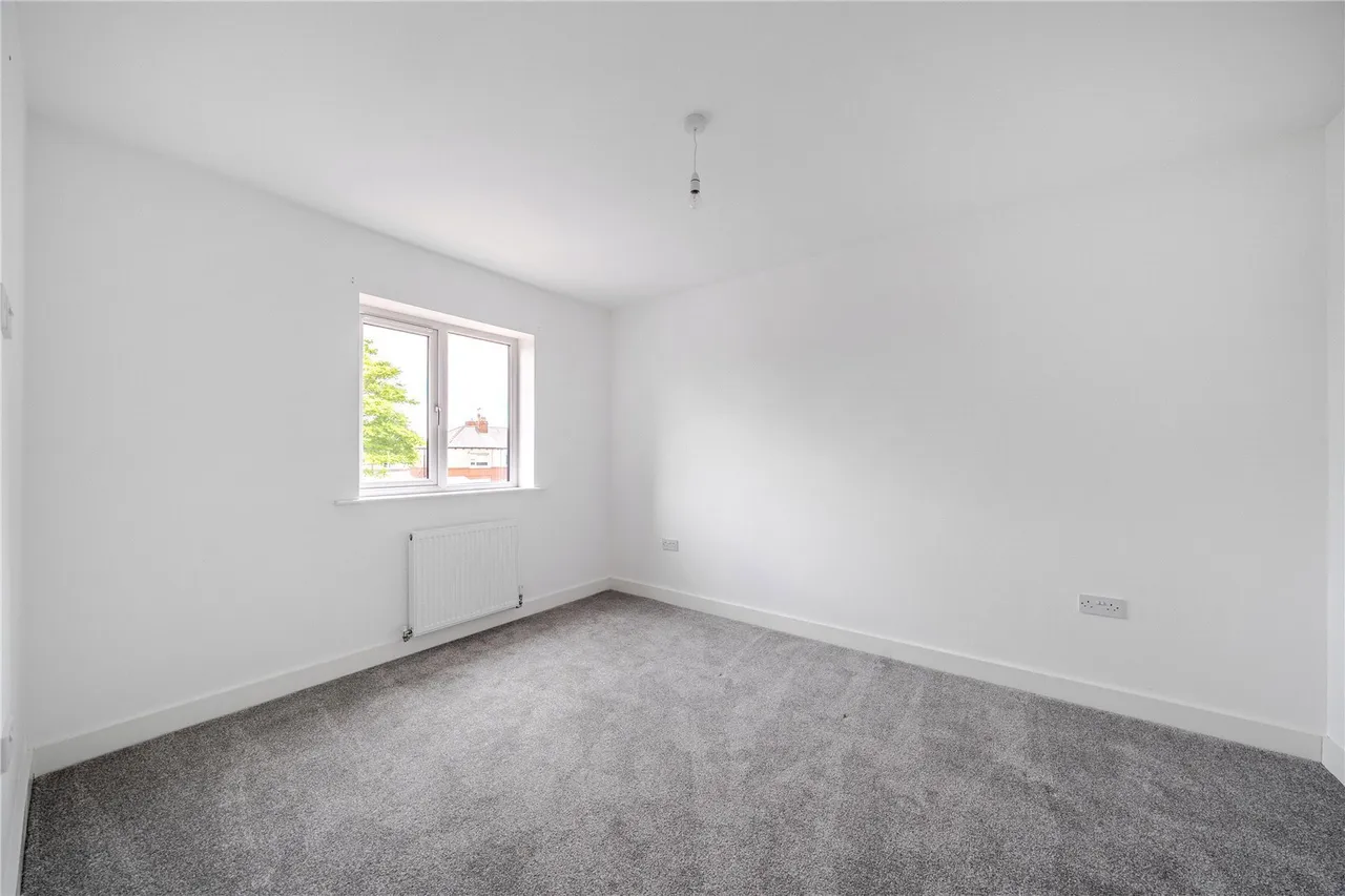 Highmoor Lane, Cleckheaton, West Yorkshire, BD19, photo 11
