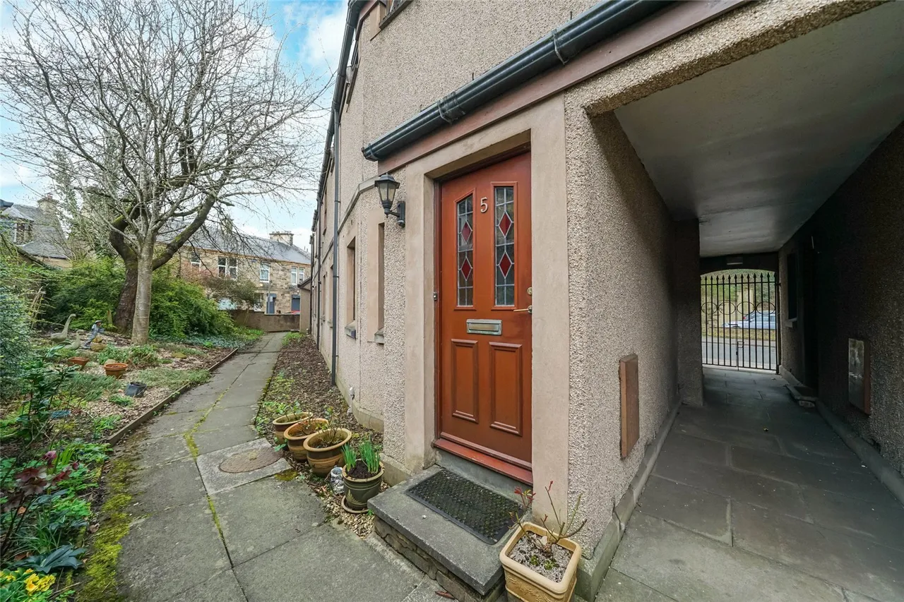 Arnothill Bank, Falkirk, Stirlingshire, FK1, photo 6