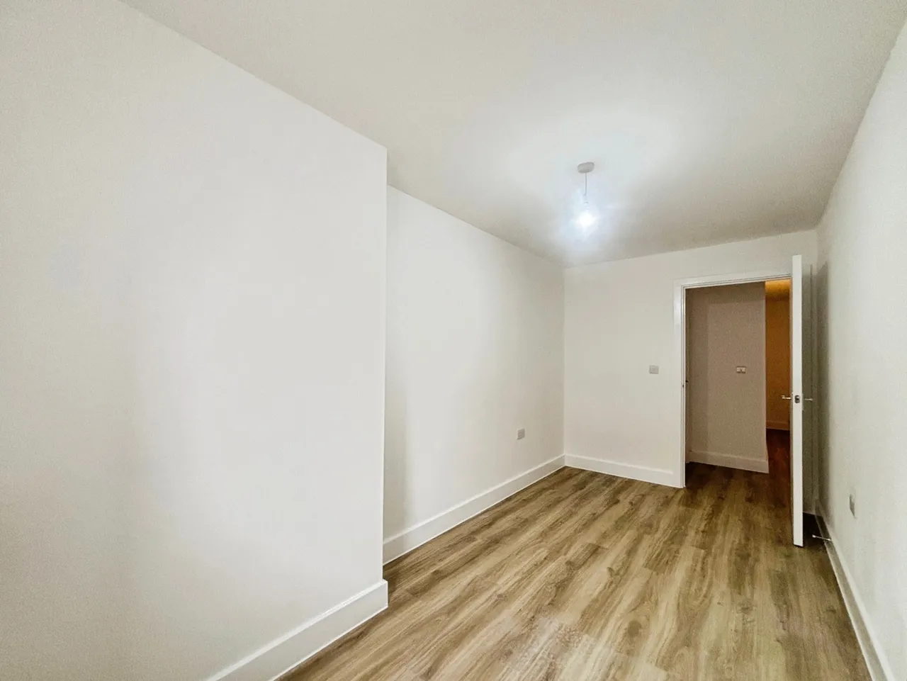 Camp Road, Farnborough, GU14, photo 10