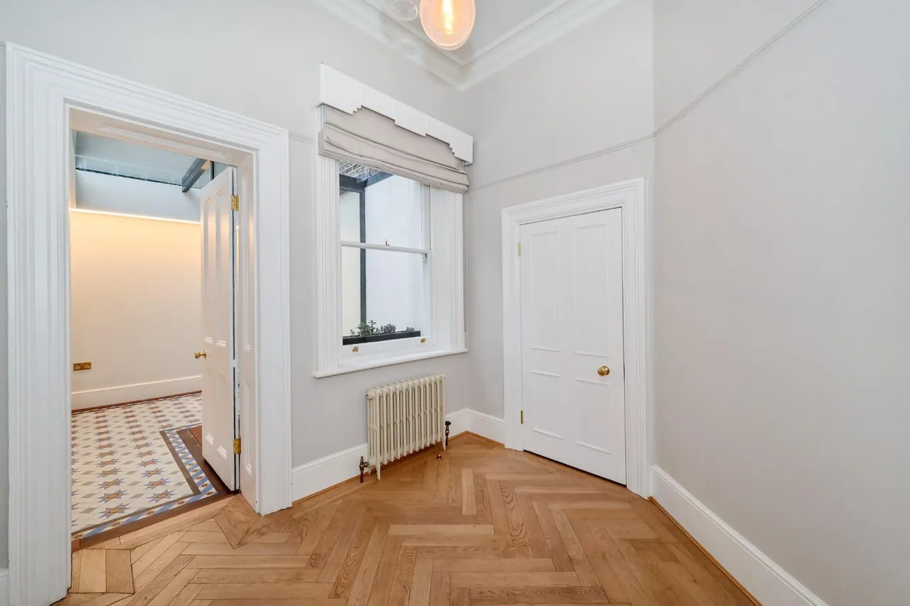 Welbeck Street, Marylebone Village, W1W, photo 18