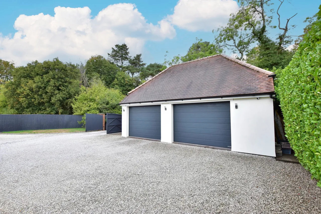 Chipperfield Road, Bovingdon, HP3, photo 3