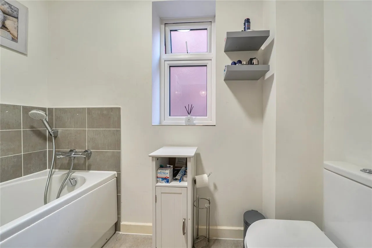 Conager Close, Nursling, Southampton, Hampshire, SO16 0BQ, photo 17