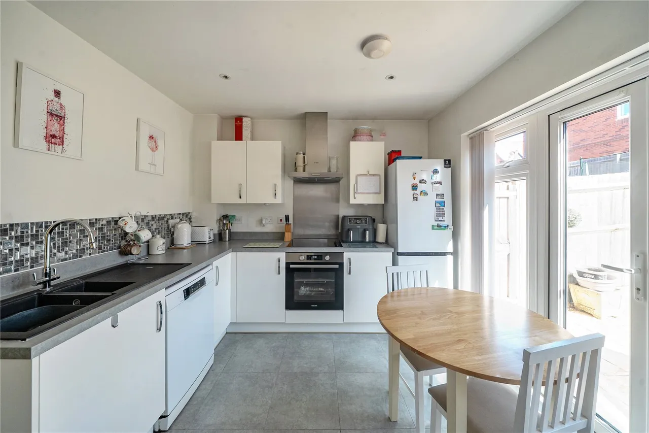 Conager Close, Nursling, Southampton, Hampshire, SO16 0BQ, photo 9