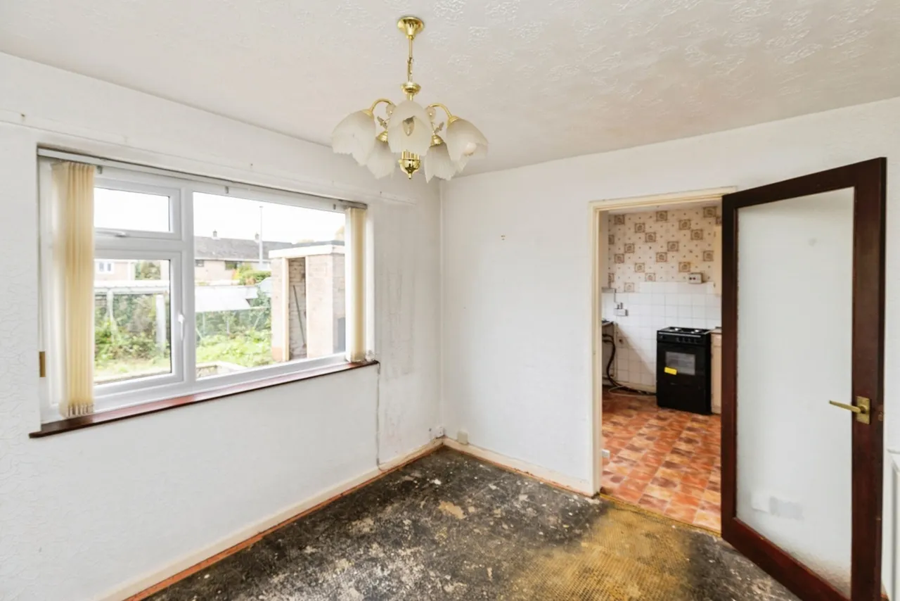 Stratford Close, Wrexham, LL12, photo 4