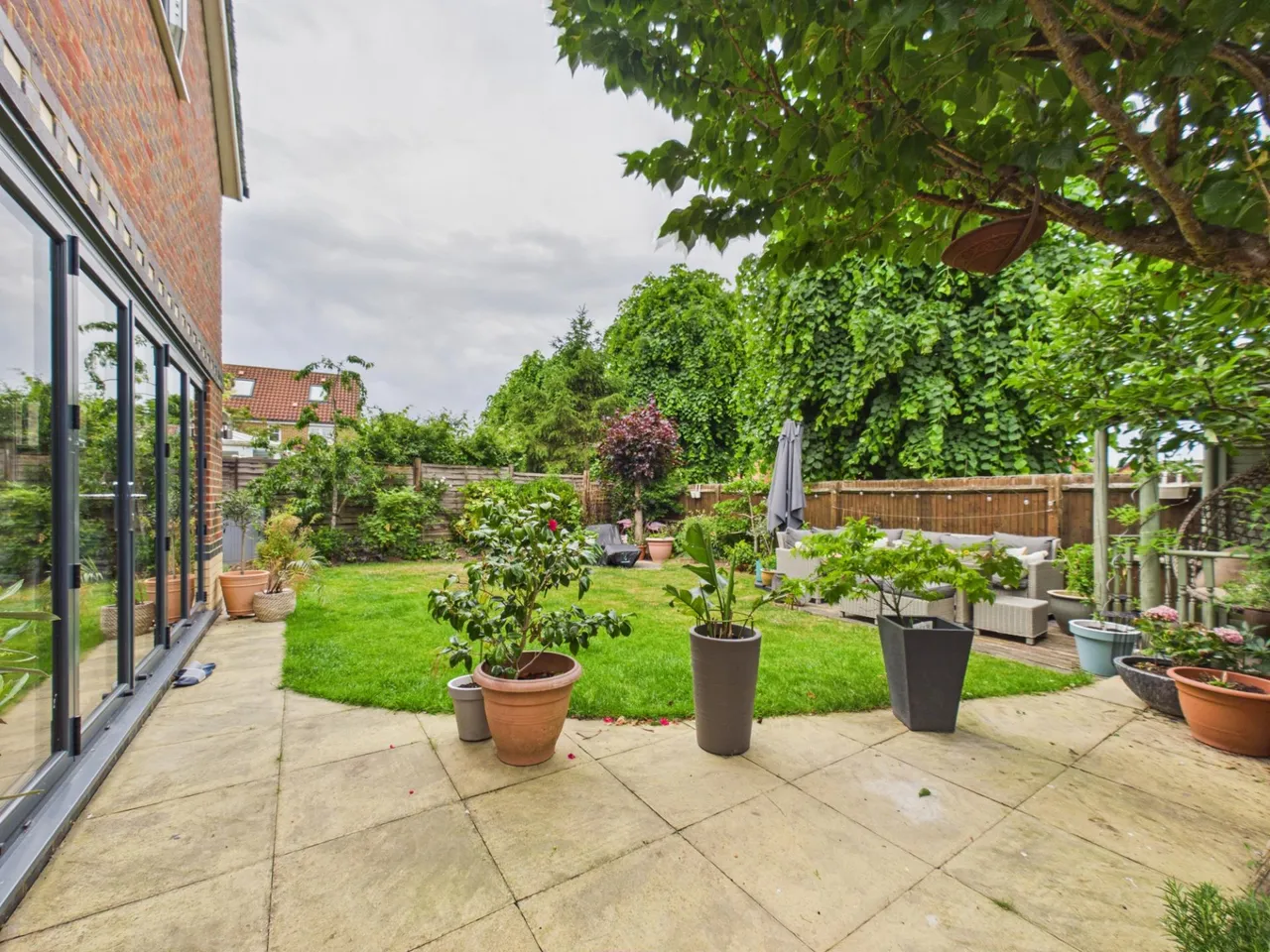 Wallis Drive, Bramley, RG26, photo 2