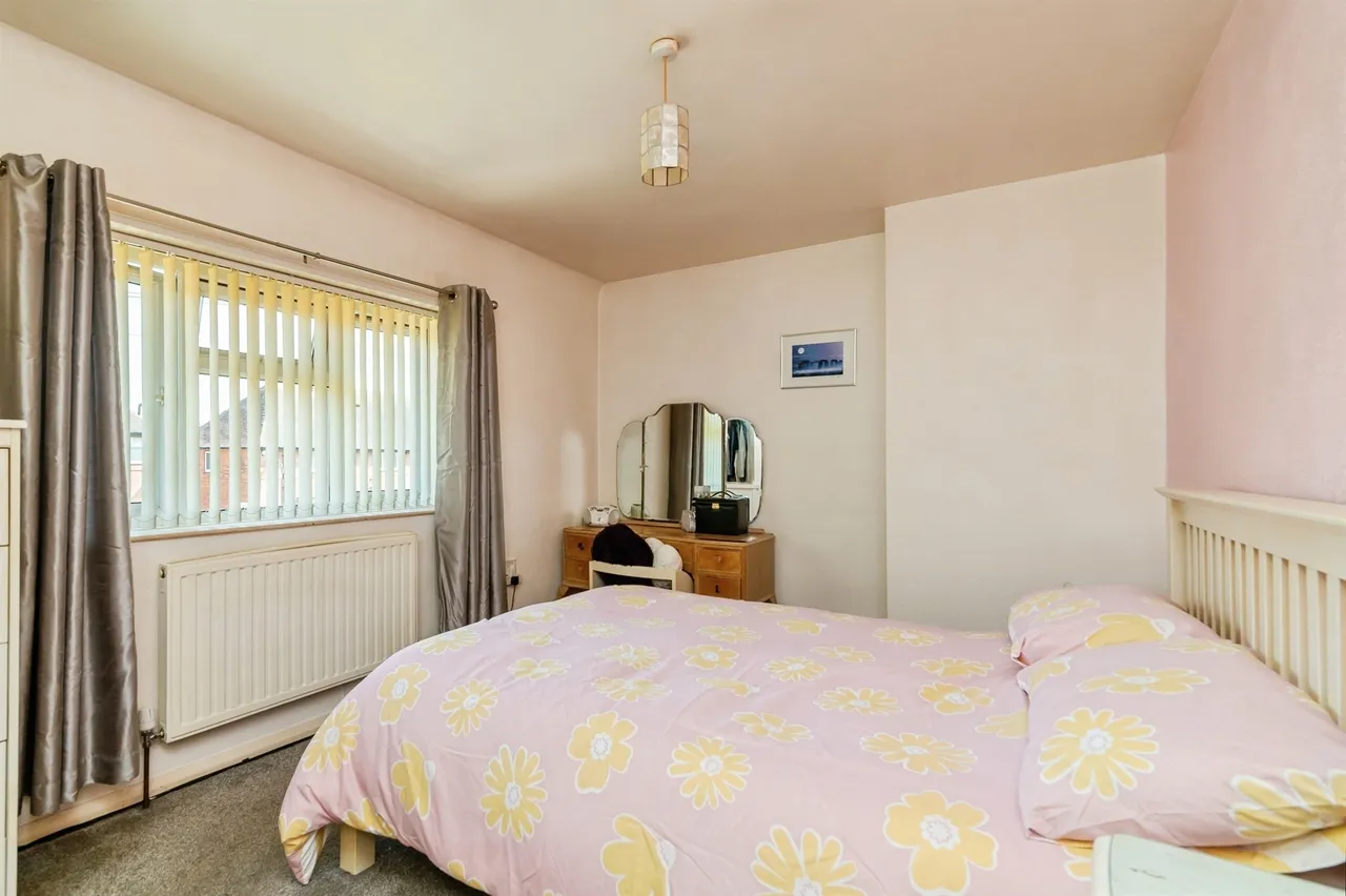 Denewood Crescent, Nottingham, photo 10
