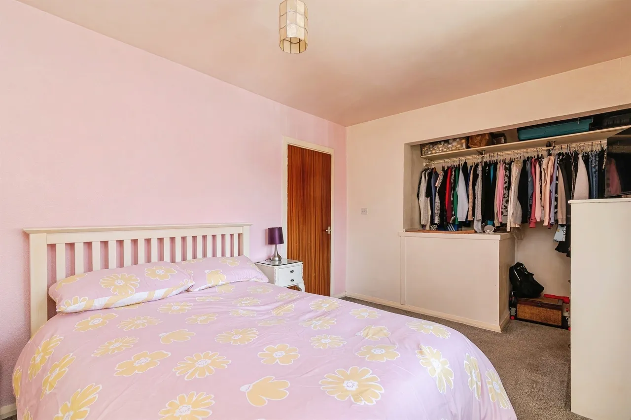Denewood Crescent, Nottingham, photo 11