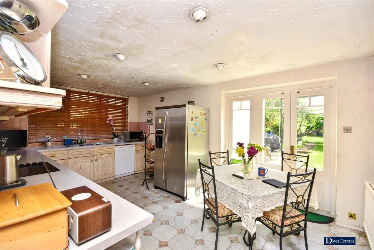 Berther Road, Emerson Park, Hornchurch, RM11, photo 7