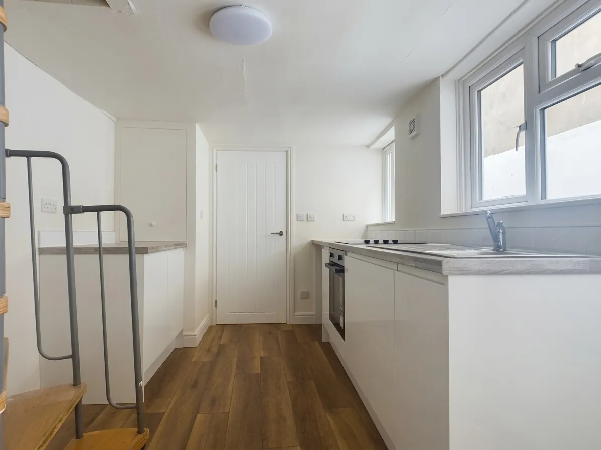 Southgate Street, Gloucester, GL1, photo 3