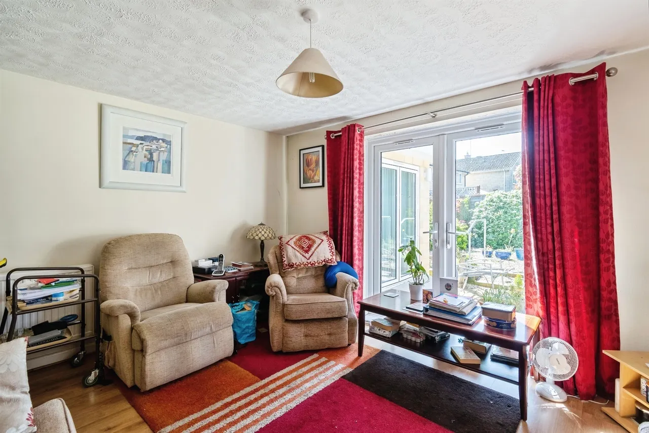 Conway Road, Chippenham, photo 4