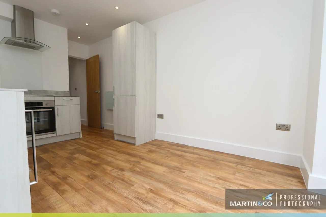 Fairoak Road, Roath, photo 6