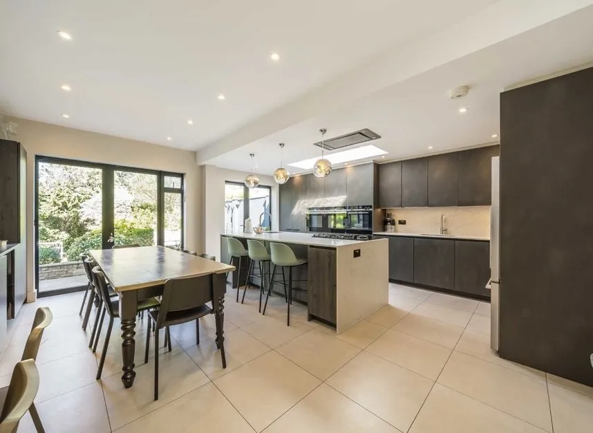 Hendon Lane, Finchley, N3, photo 8