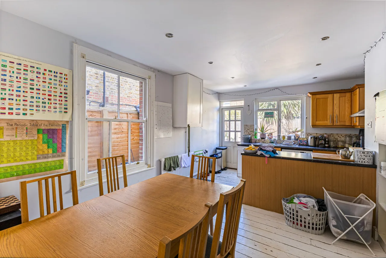 Compton Crescent, London, W4, photo 4