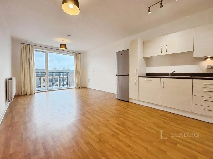 Nine Wells Road, Trumpington, CB2, photo 2
