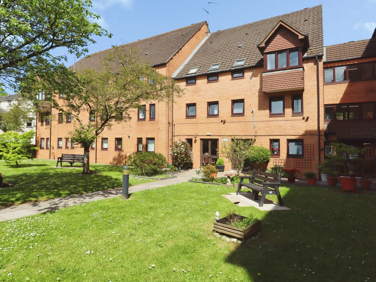 2 bed flat for sale, Wordsworth Avenue, Cardiff, CF24