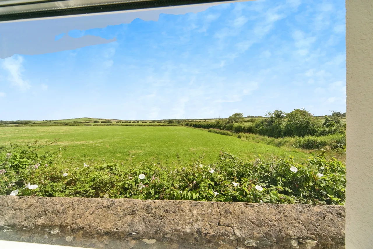 Llanynghenedl, Holyhead, LL65, photo 14
