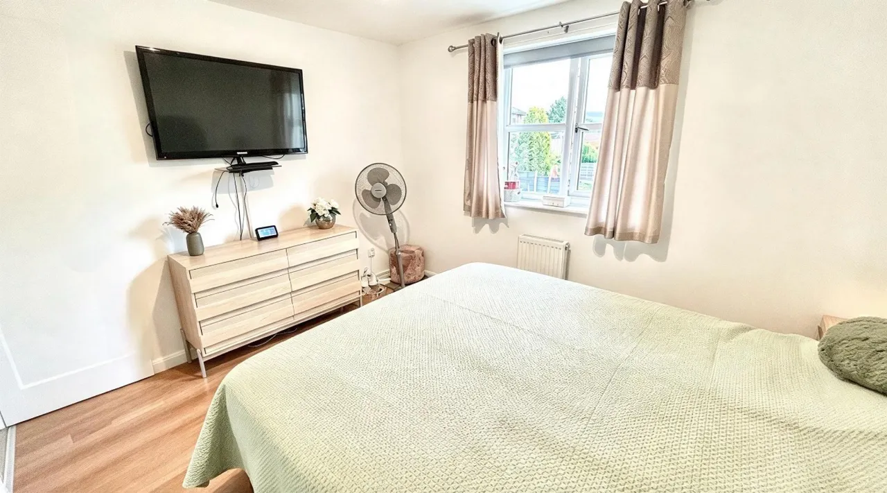 Titchfield Road, Oldham, OL8, photo 18