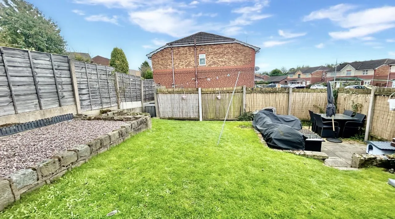 Titchfield Road, Oldham, OL8, photo 13