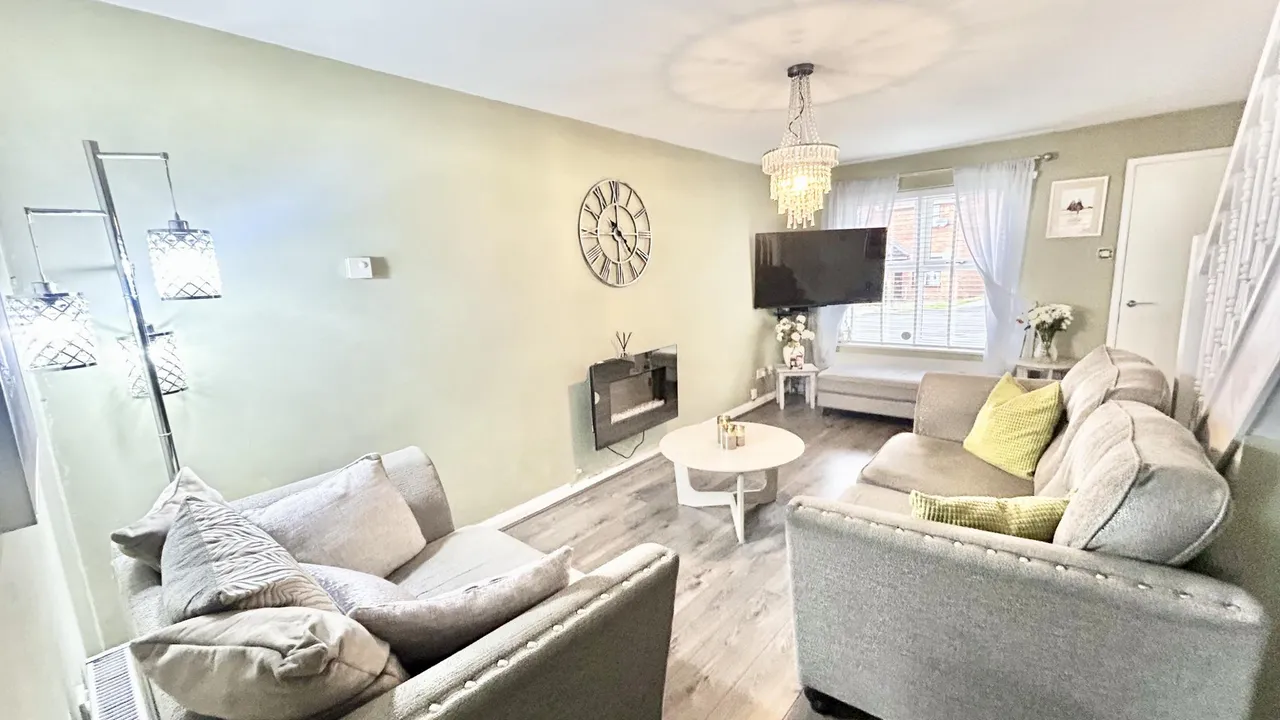 Titchfield Road, Oldham, OL8, photo 4