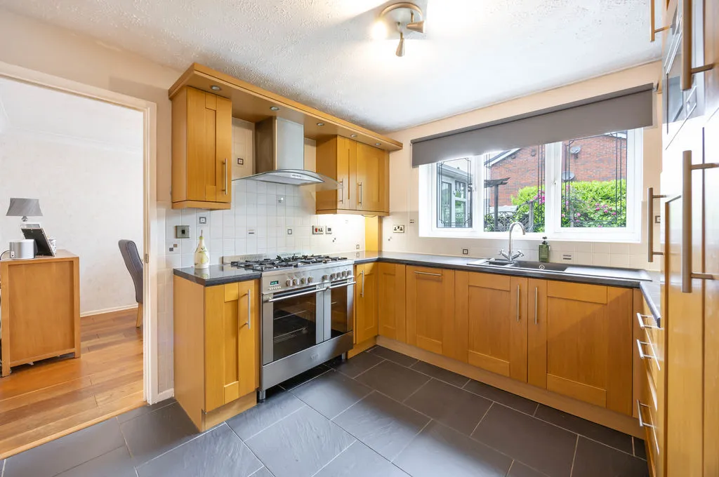 Havenwood Road, Whitley, photo 10
