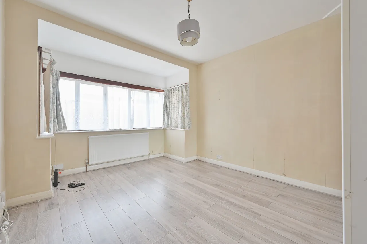 148 Wembley Hill Road, photo 2