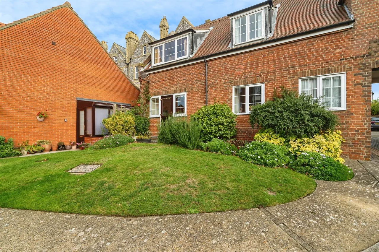 Ashdown Court, CROMER, photo 11