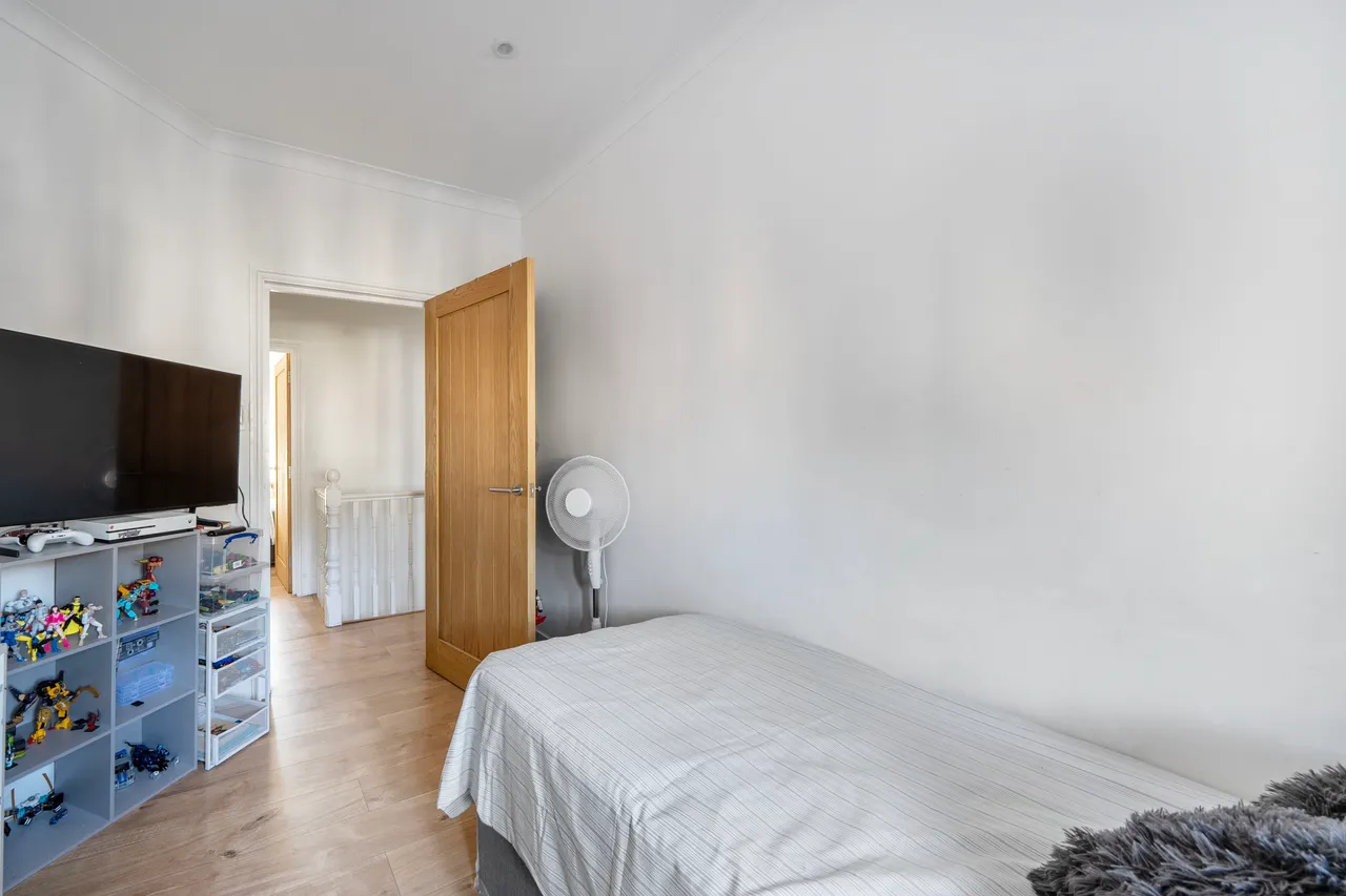 First Floor Flat, 147 Melfort Road, Thornton Heath, photo 7