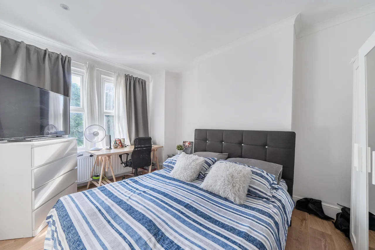 First Floor Flat, 147 Melfort Road, Thornton Heath, photo 11
