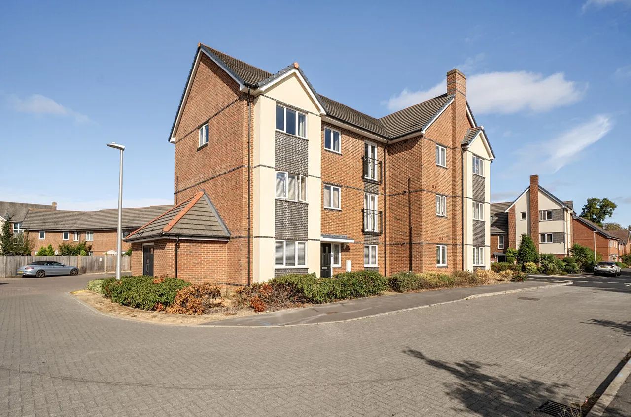 Fullbrook Avenue, Spencers Wood, Reading, Berkshire, RG7 1FE, photo 14