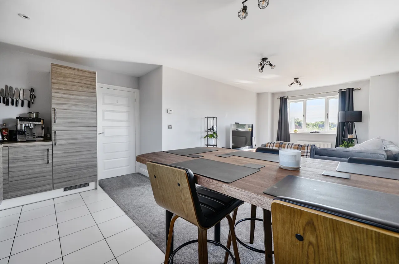 Fullbrook Avenue, Spencers Wood, Reading, Berkshire, RG7 1FE, photo 7