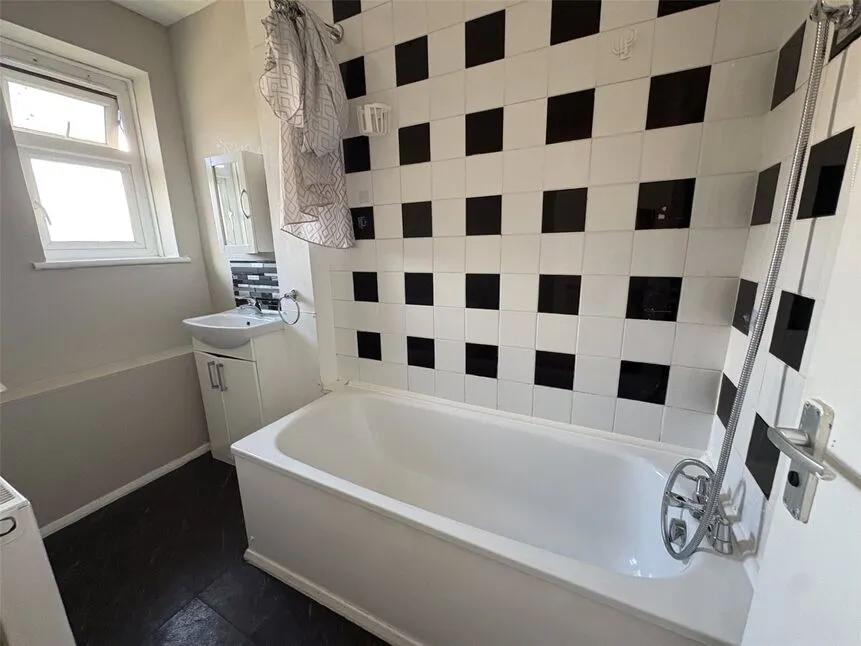 Bexley Road, London, SE9, photo 5