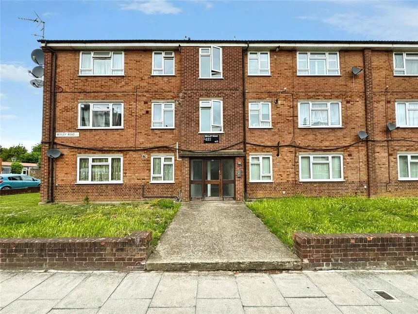 2 bed flat for sale, Bexley Road, London, SE9