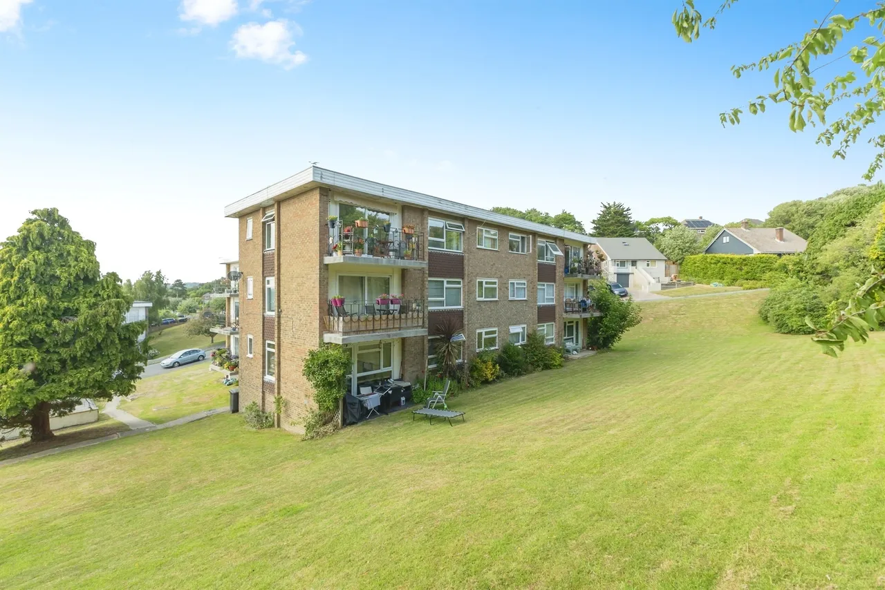 2 bed flat for sale — Gresham Way, St. Leonards-On-Sea