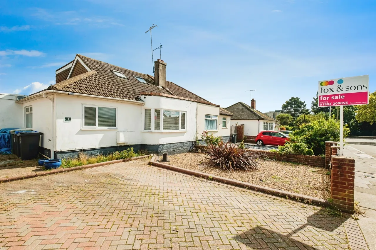 4 bed house for sale, Southways Avenue, Worthing, BN14