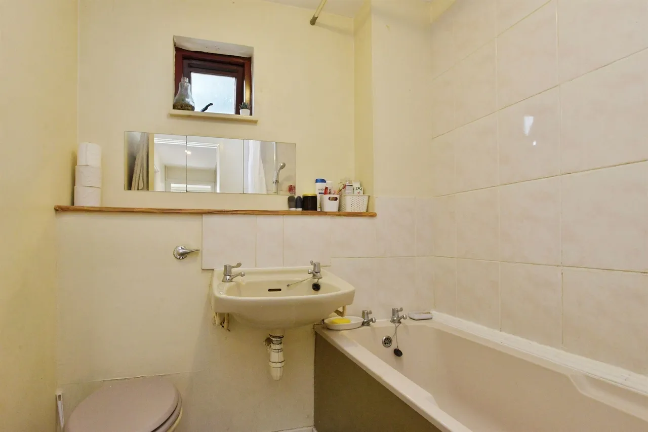 Cockerell Grove, Shenley Lodge, MK5, photo 9