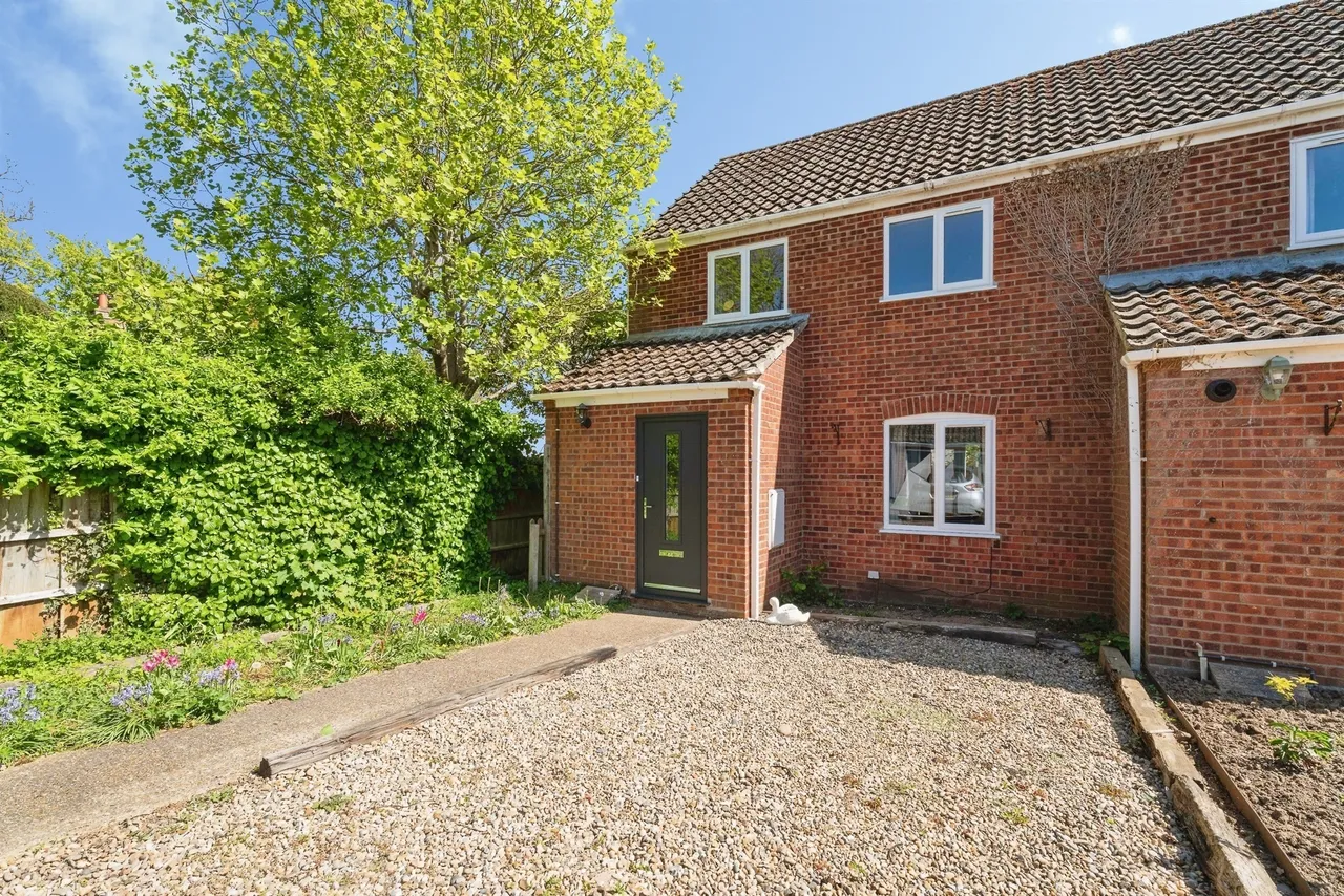 3 bed house for sale — Wensum Court, Great Ryburgh, Fakenham
