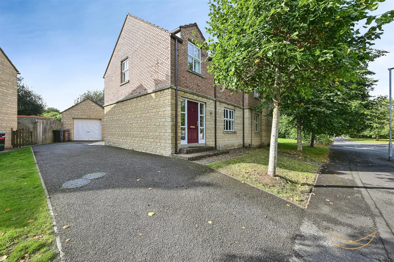 3 bed house for sale — Alexandra Park, Muckamore, Antrim, BT41 4RD