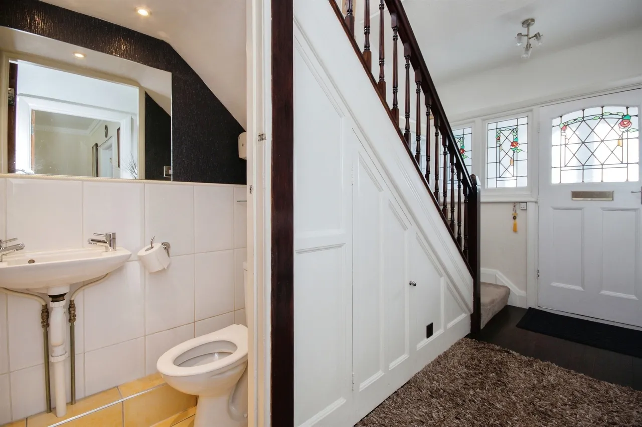 Pinewood Avenue, Bournemouth, photo 9