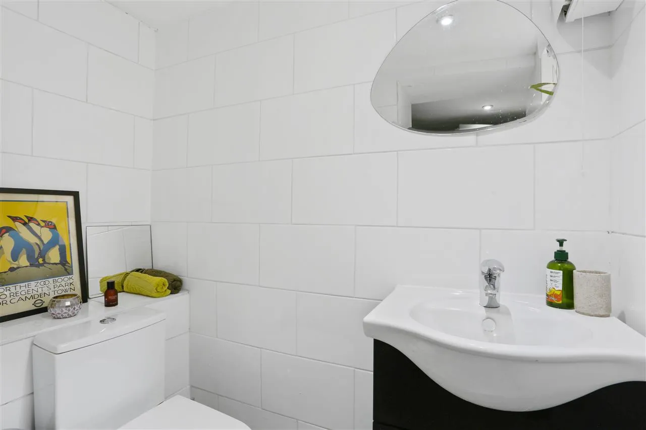 Leighton Road, London, photo 16