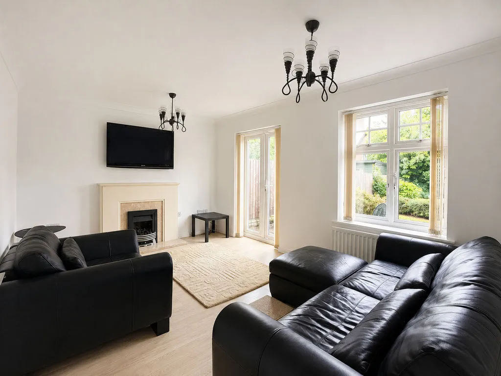 Meadowbank Grange, Great Wyrley, WS6, photo 3