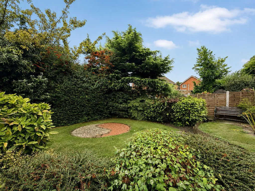 Meadowbank Grange, Great Wyrley, WS6, photo 21