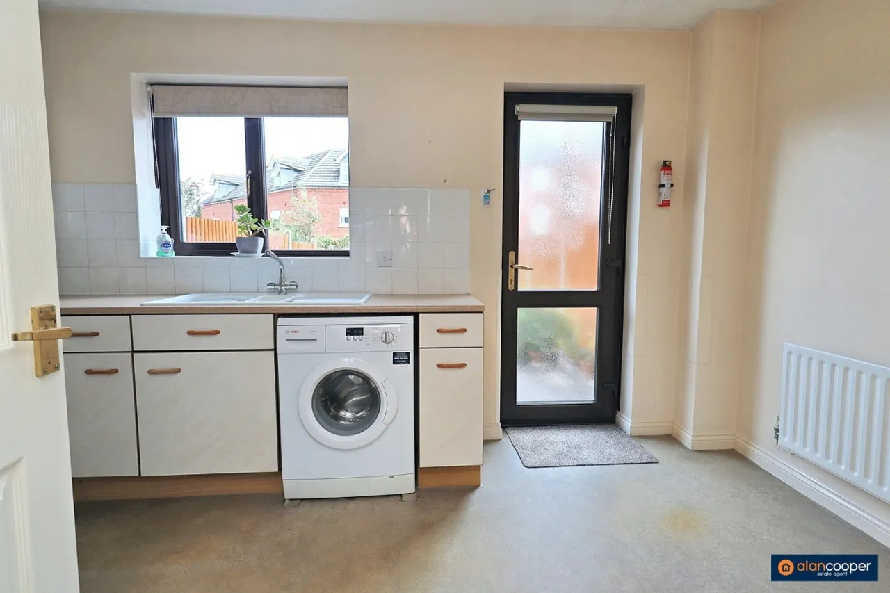 Kenilworth Drive, Nuneaton, CV11, photo 5