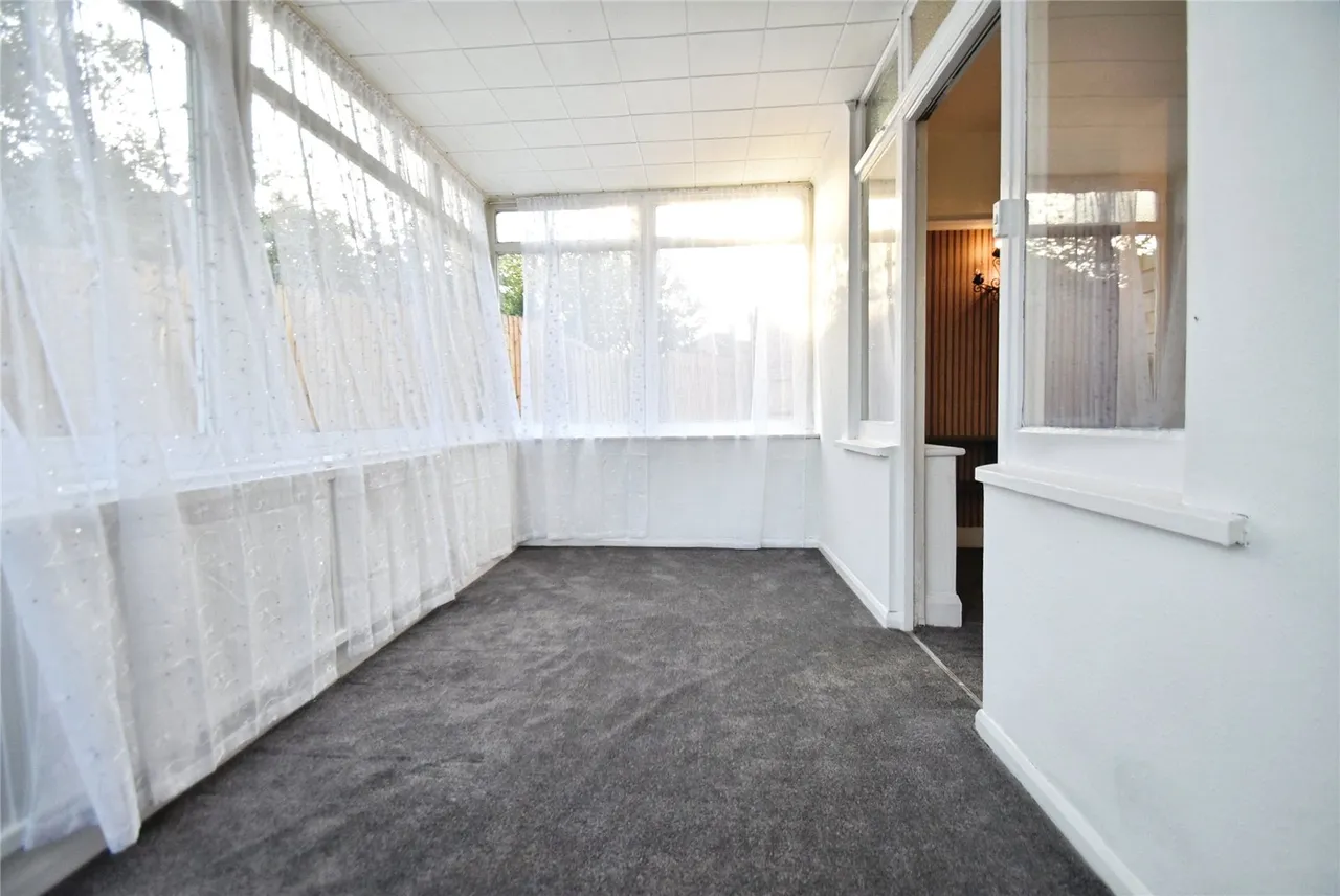 Lytton Road, Romford, Essex, RM2, photo 4