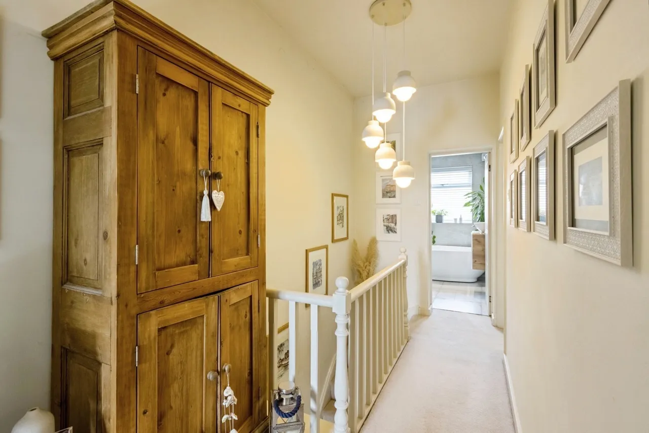 Upper Lane, Netherton, Wakefield, West Yorkshire, WF4, photo 9