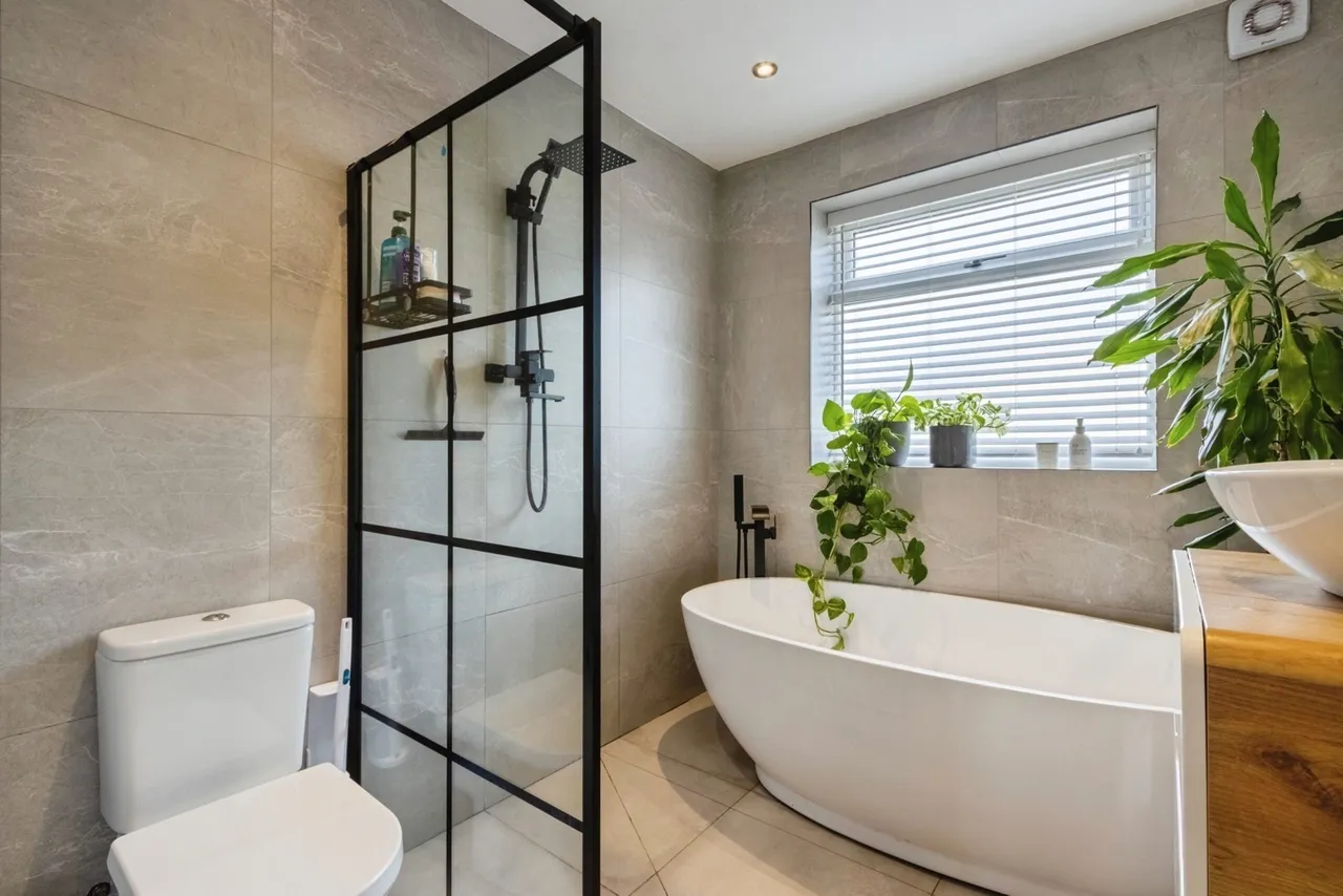 Upper Lane, Netherton, Wakefield, West Yorkshire, WF4, photo 10